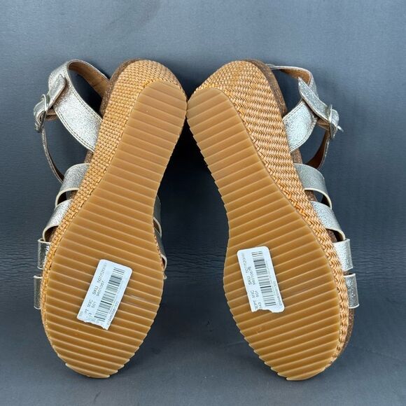 Sofft Women's Carlana sandals shoes size 10 - Picture 9 of 9